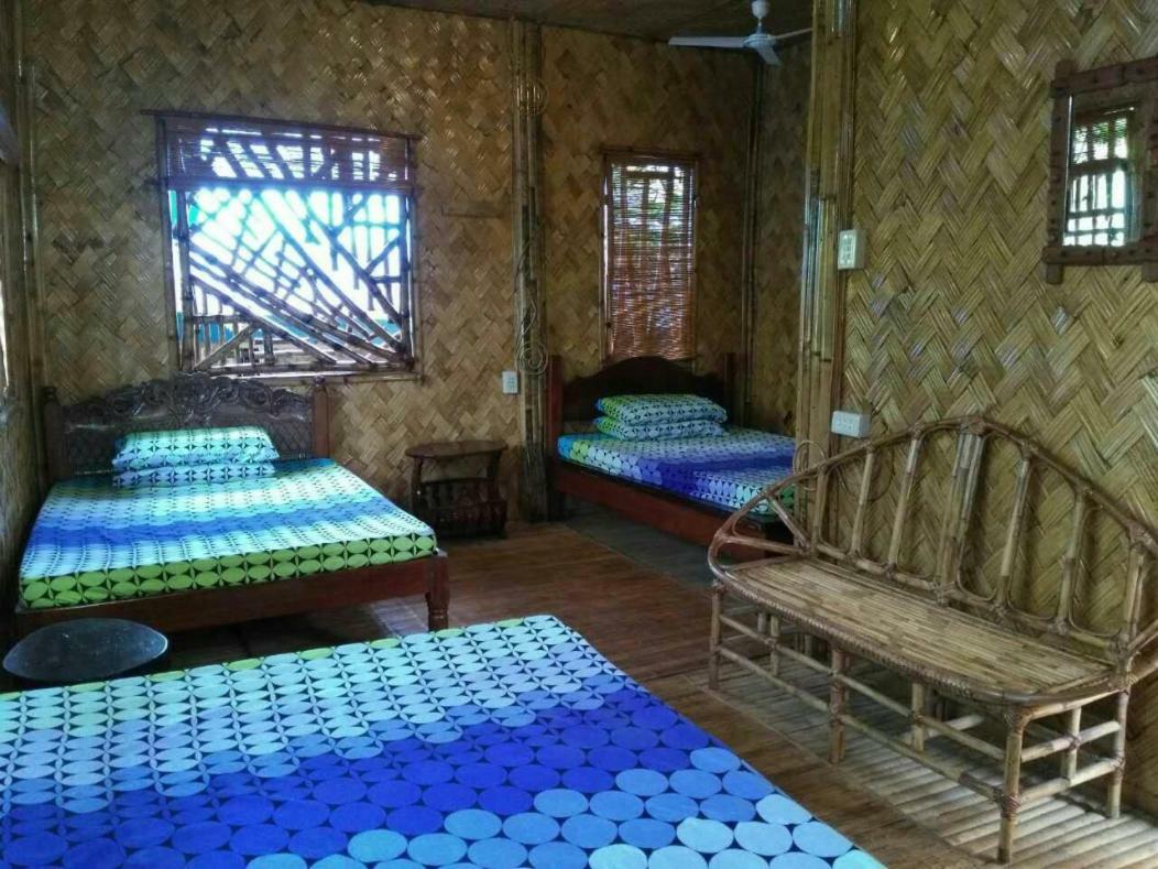 ホテル Bamboo Nest プエルト・プリンセサ エクステリア 写真